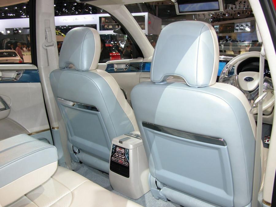  Subaru Exiga Concept 2007 года  (фото 36 из 44)